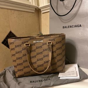 SOLD. Balenciaga SMALL EAST-WEST SHOPPER BAG BB MONOGRAM